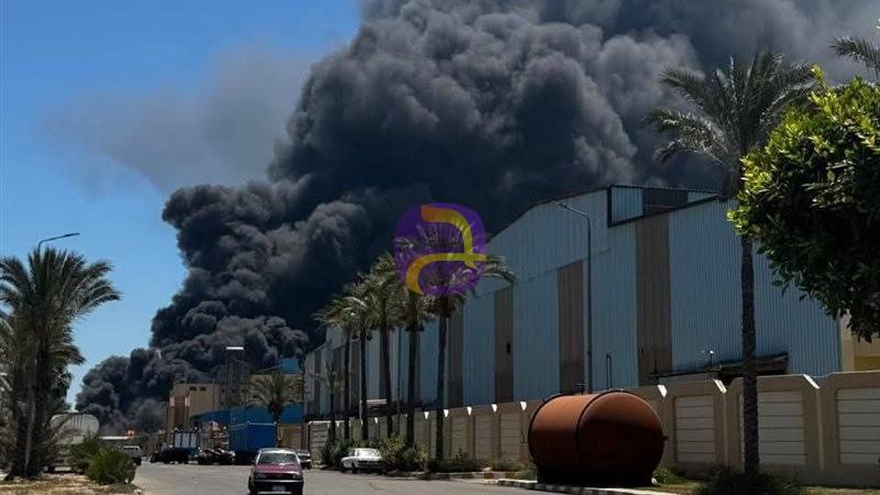 تفاصيل حريق مصنع في دمياط