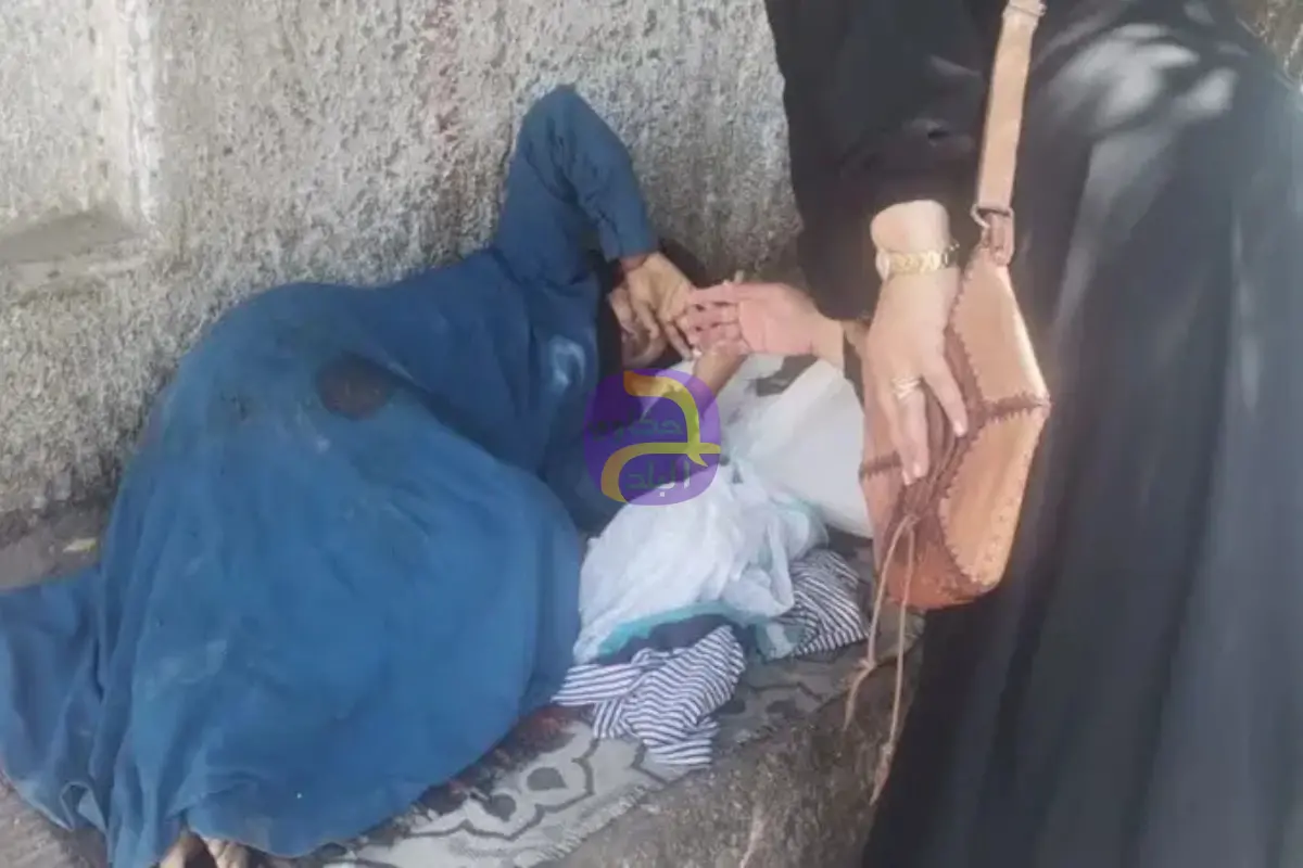 شغلت التواصل.. إنقاذ سيدة وضعت طفلها على الرصيف في مصر