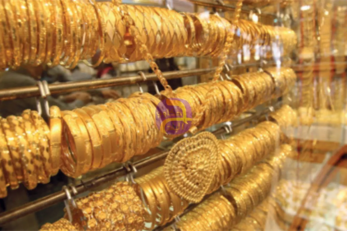 الجنيه الذهب يقترب من 42 ألفاً وسط ترقب الإغلاق الحكومي في أمريكا
