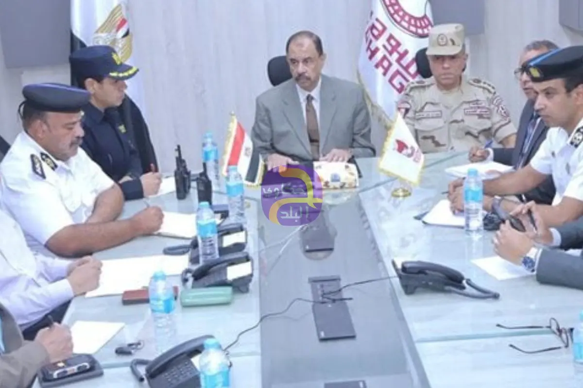 محافظ سوهاج يترأس اجتماع غرفة العمليات الرئيسية لمتابعة ارتفاع منسوب النيل ويشدّد على رفع درجة الاستعداد القصوى