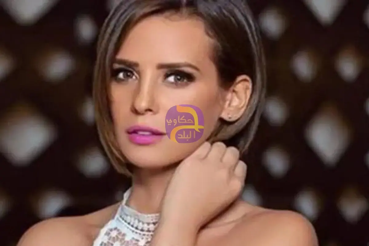 تغريدة غامضة للفنانة ايمان العاصى: "كلهم خاينين"