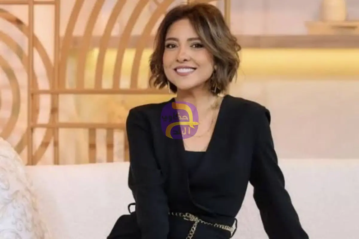 مي كساب تعمل كوافيرة من أجل مساعدة زوجها ضمن أحداث فيلم مؤلف ومخرج وحرامي