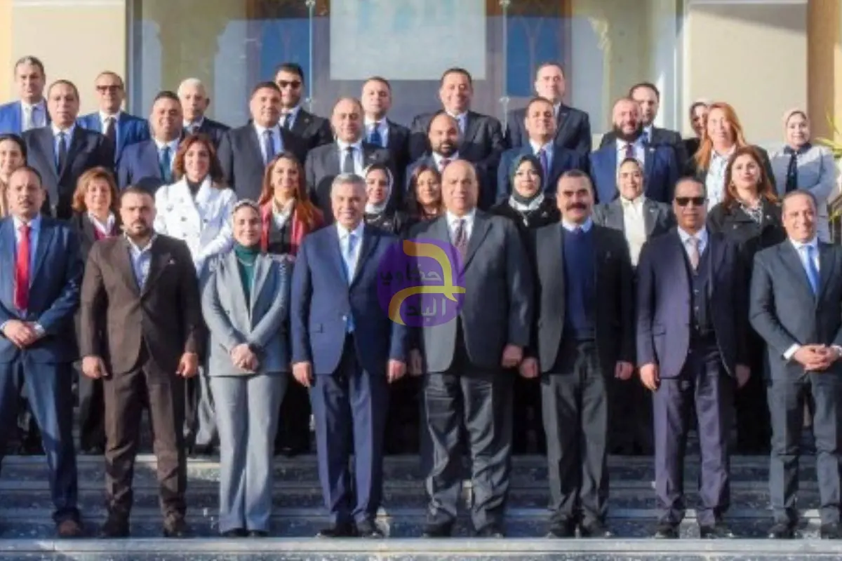تفاصيل اجتماع محافظ الإسكندرية مع أعضاء مجلسي النواب والشيوخ لبحث الملفات الخدمية والتنموية بالمحافظة