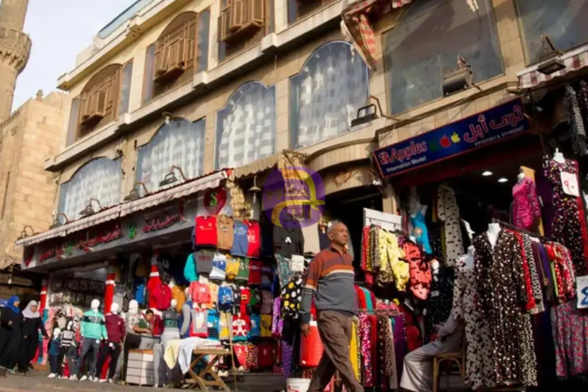 مصر.. قرار جديد بشأن مواعيد إغلاق المحلات والمطاعم في رمضان