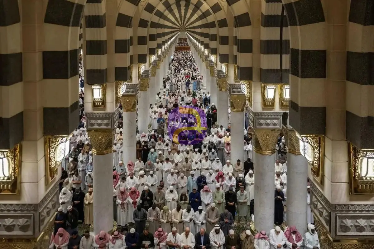 المسجد النبوى الشريف يشهد أول تراويح لعام 1447 وسط أجواء روحانية