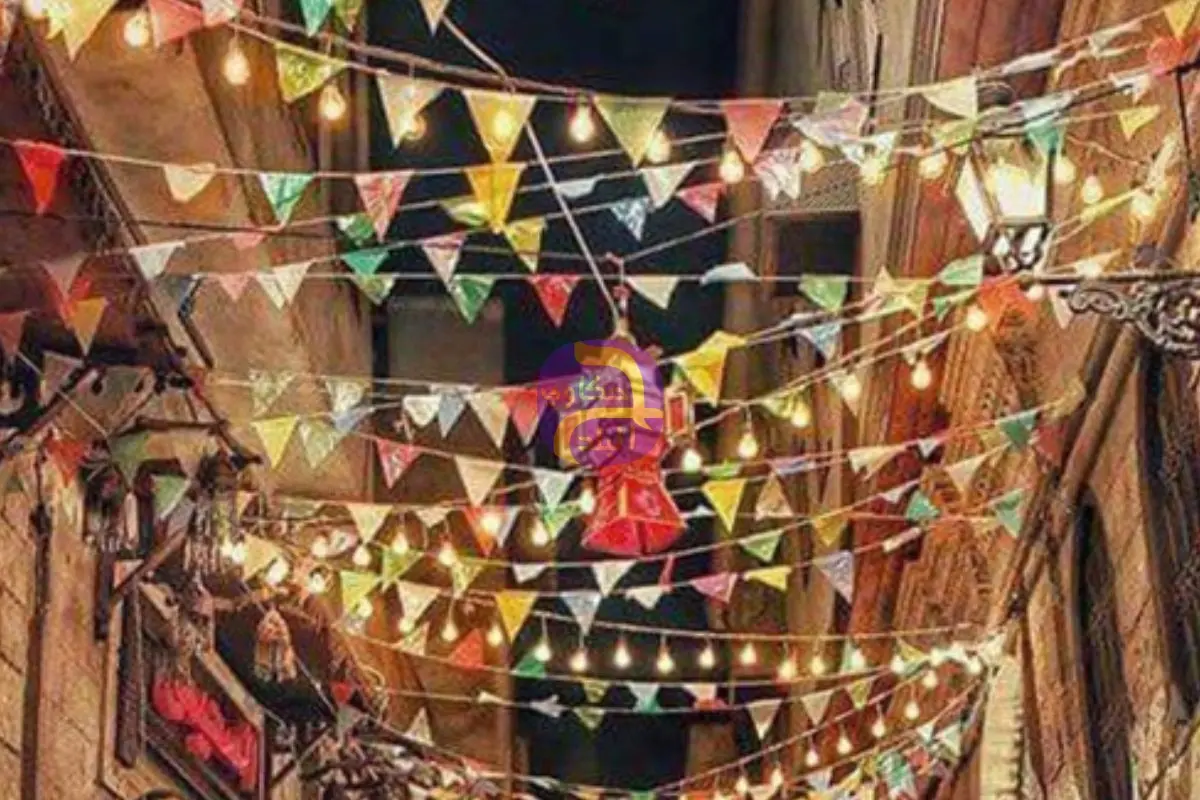 زينة رمضان.. متى بدأت مظاهر البهجة ومن أول من علقها