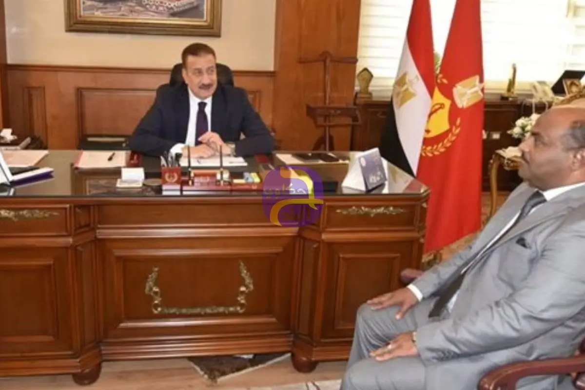 محافظ بورسعيد يستقبل مدير التموين ويؤكد: تشديد الرقابة على الأسواق خلال رمضان