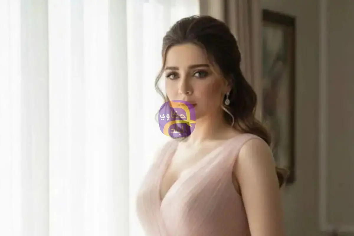 صديد بالمعدة والأمعاء.. تفاصيل جديدة حول حالة مي عز الدين الصحية