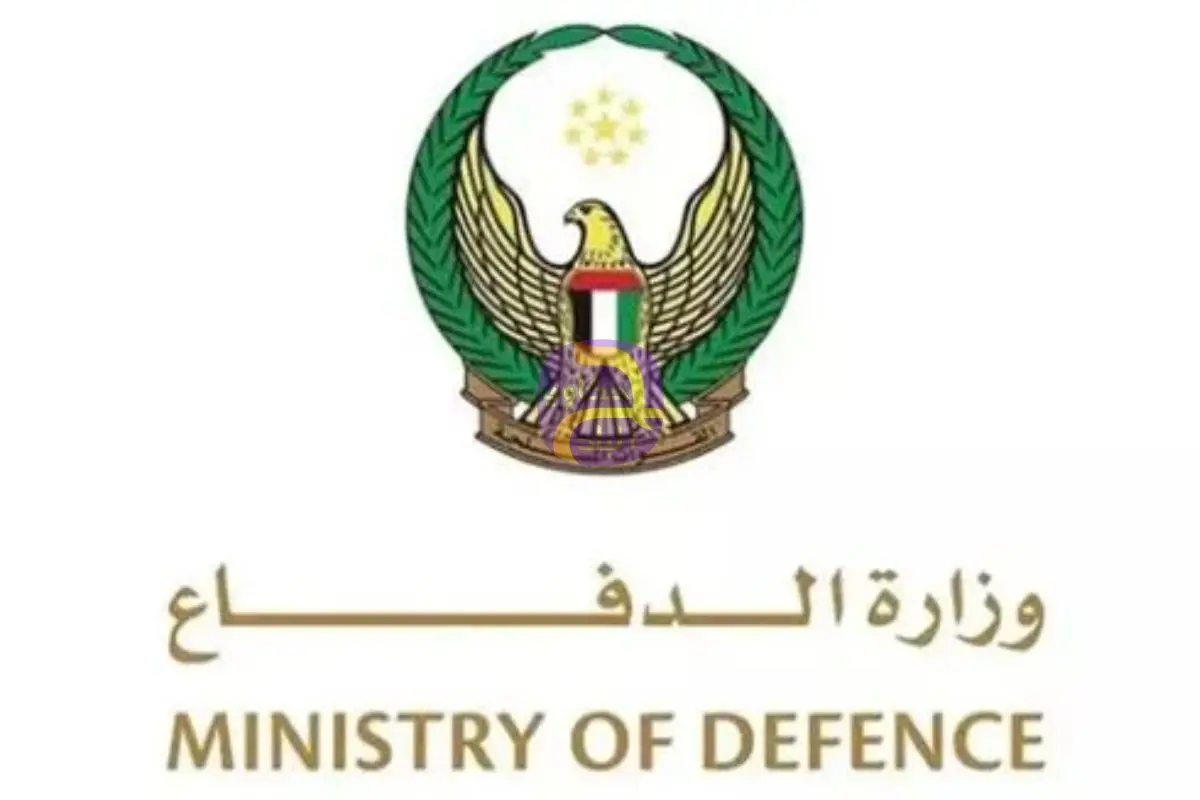 الدفاعات الجوية الإماراتية تتصدى لصواريخ وطائرات مسيرة قادمة من إيران