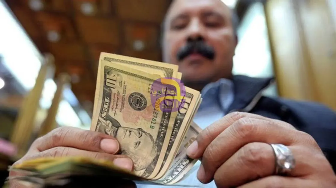 سعر الدولار في مصر يواصل الصعود ويقترب من مستوى قياسي جديد