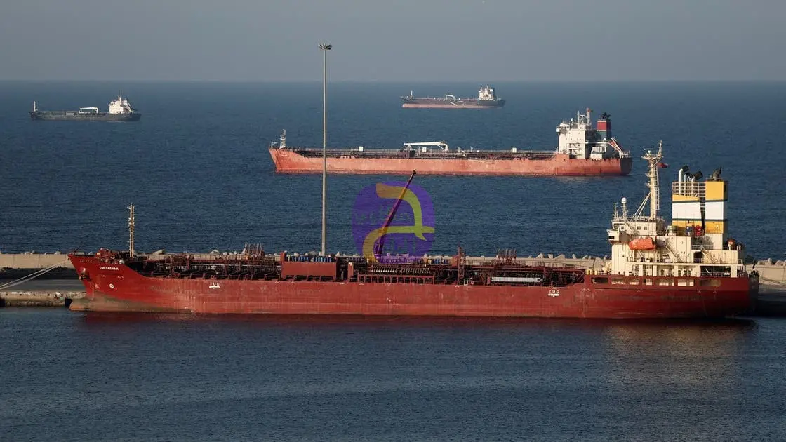 ترامب يدعو الدول المستفيدة من نفط مضيق هرمز إلى حمايته
