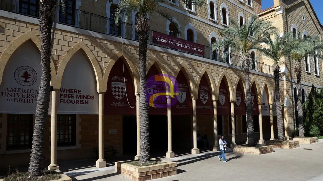 صحافي دعا لقتل الطلاب يفجر غضباً.. ووزير لبناني يتحرك