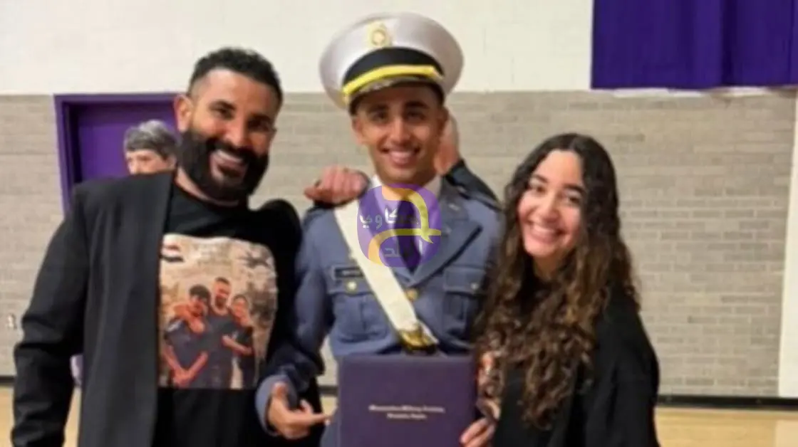 أحمد سعد يفاجئ ابنه بسيارة في حفل تخرجه.. ويعلق "فخور بيك"