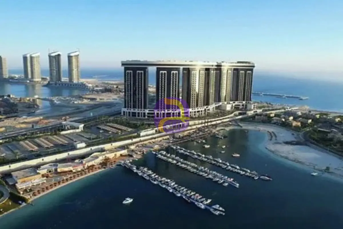 رئيس جهاز العلمين الجديدة: المدينة أصبحت وجهة عالمية وفنادقها محجوزة بالكامل