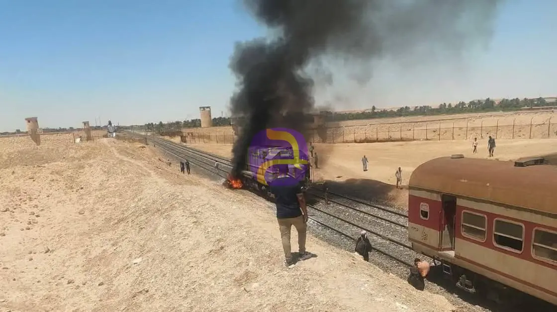 مصرع 8 أشخاص في تفحم سيارة صدمها قطار